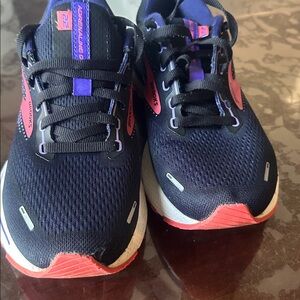 Brooks Adrenaline GTS Black and Pink Athletic Shoes